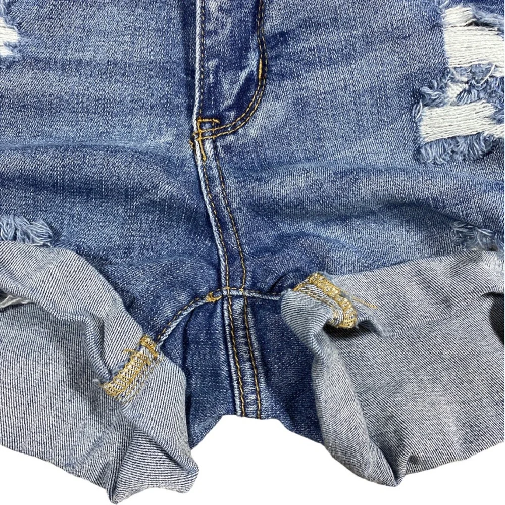 Ladies' Rue21 High Rise Medium Wash Rolled Cuff Shortie